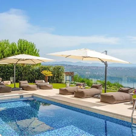 Lovely In With Wifi Vakantiehuis Opatija